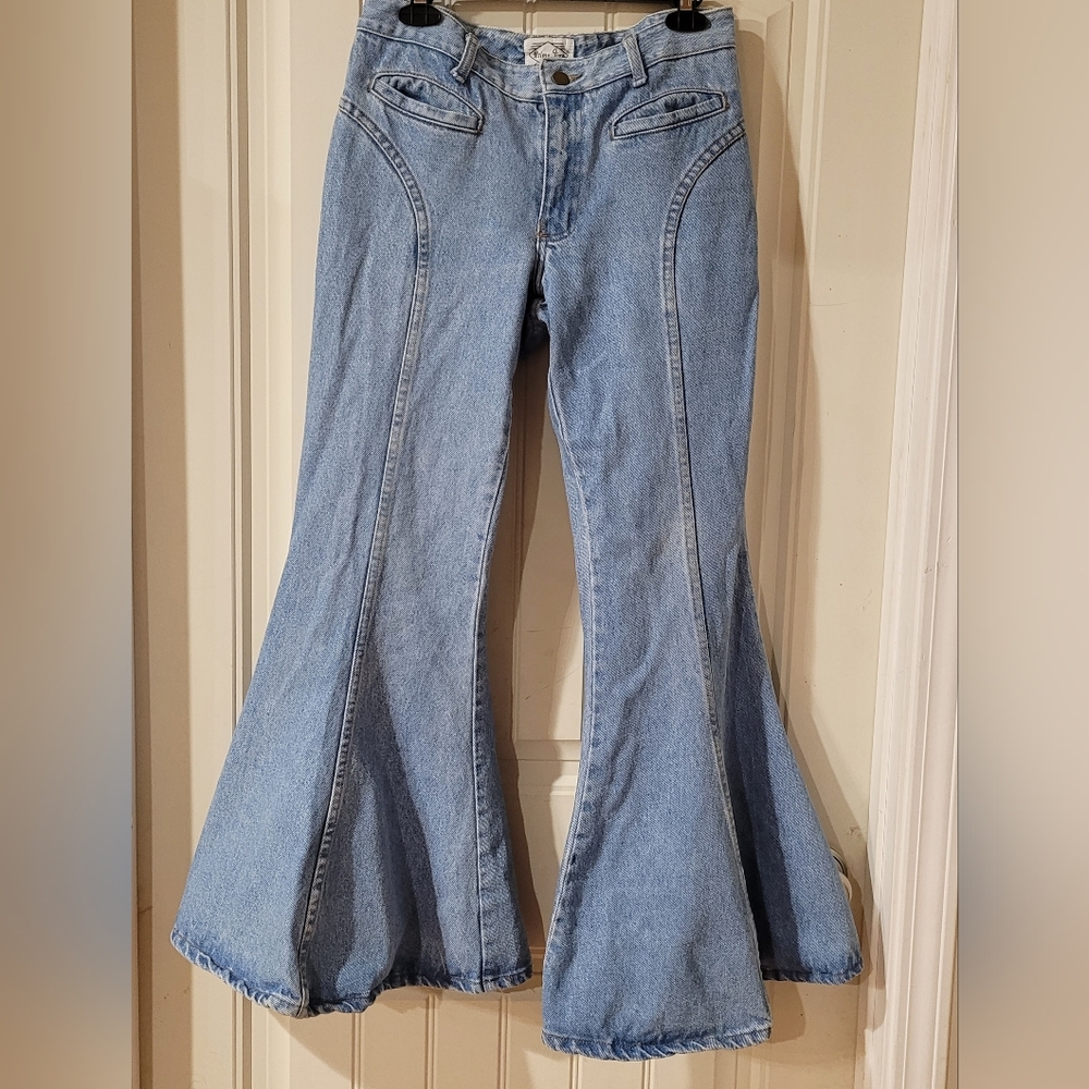 Vintage 90s Does 70s Light Wash Super Bell Bottom Jeans Juniors 9